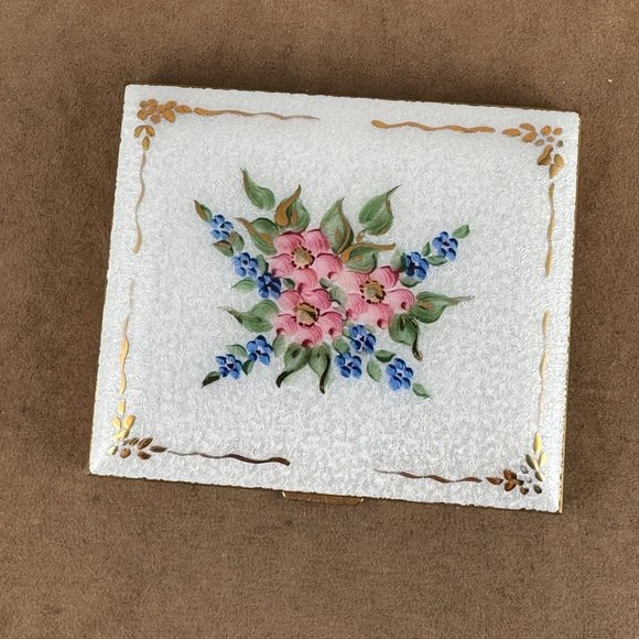 Vintage Compact Case Good, Guilloche Enamel with Gold Leaf - Picture 3 of 9